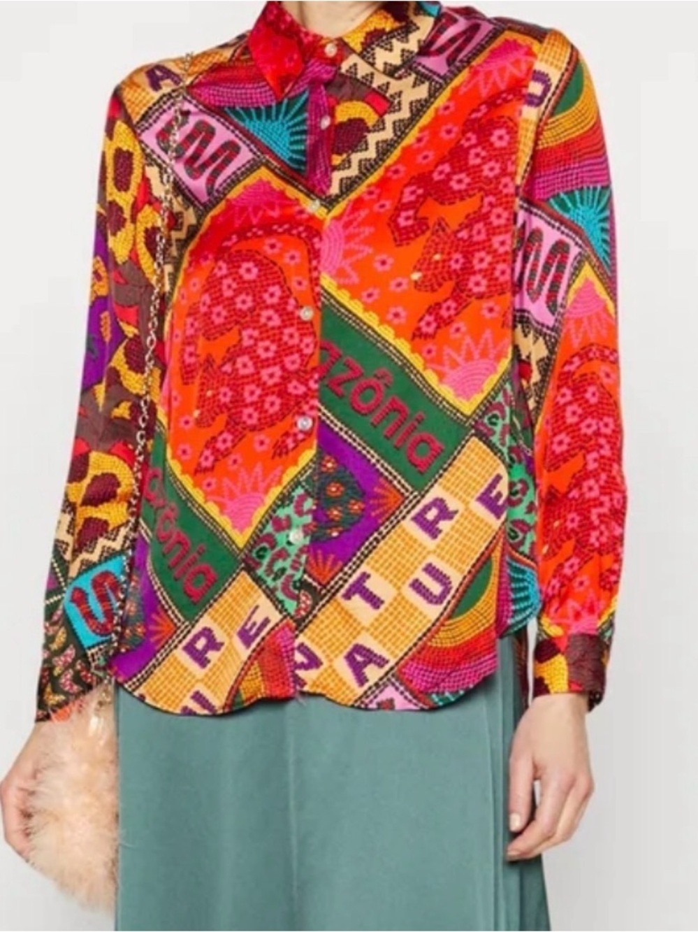 Farm Rio "Dotted Patch Scarf Shirt